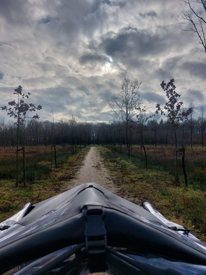 Bakfiets kinderfiets grote fiets met bak voor kleine kinderen Barneveld Janet van Damme